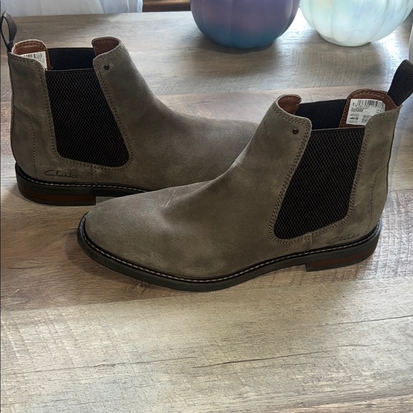 Jaxen Easy Stone Suede Boots - Picture 2 of 5